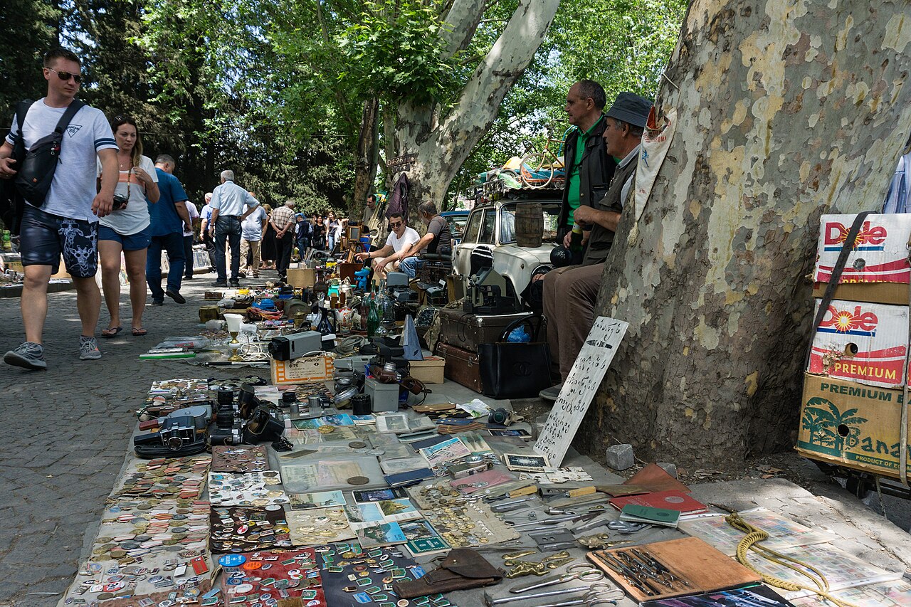 Dry Bridge Market: Tbilisi’s Flea Market Guide